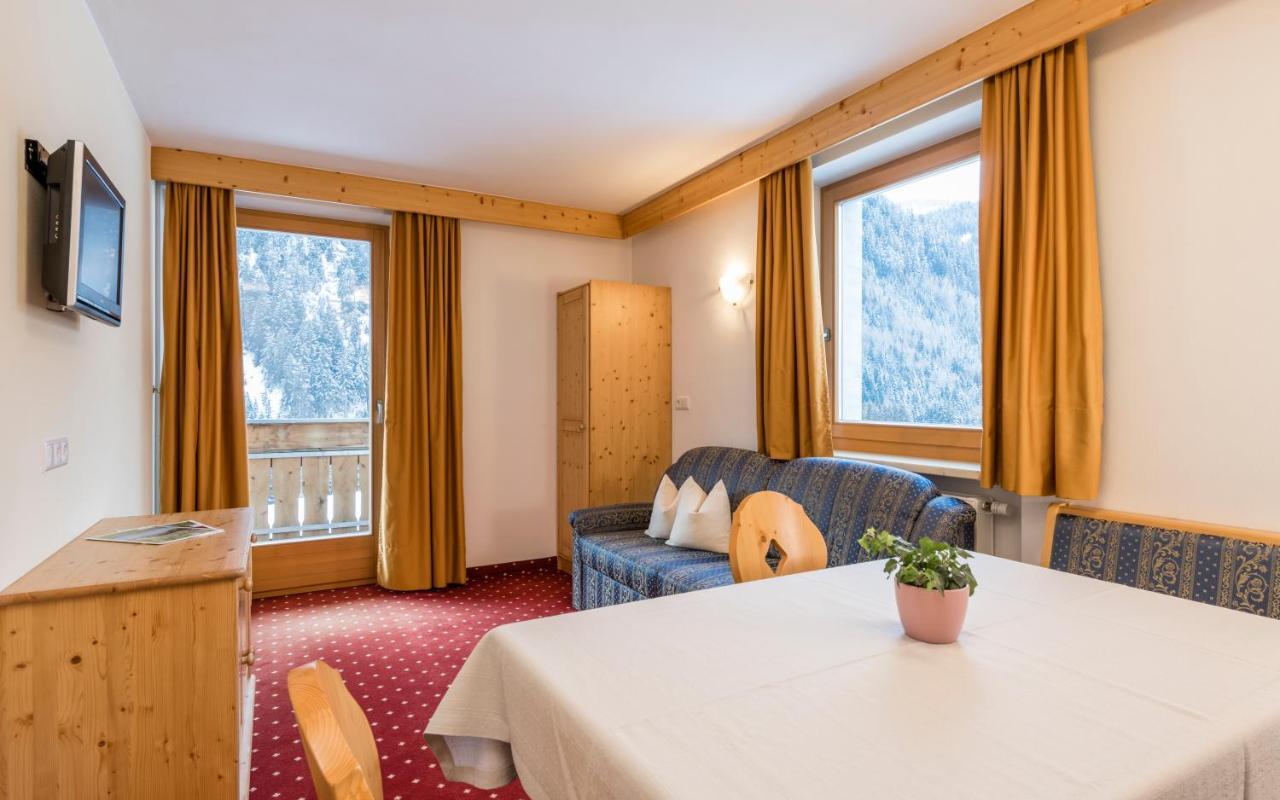 B&B Hotel Alpenrose Rooms & Apartments Valles Esterno foto