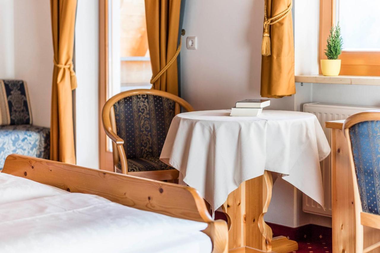 B&B Hotel Alpenrose Rooms & Apartments Valles Esterno foto