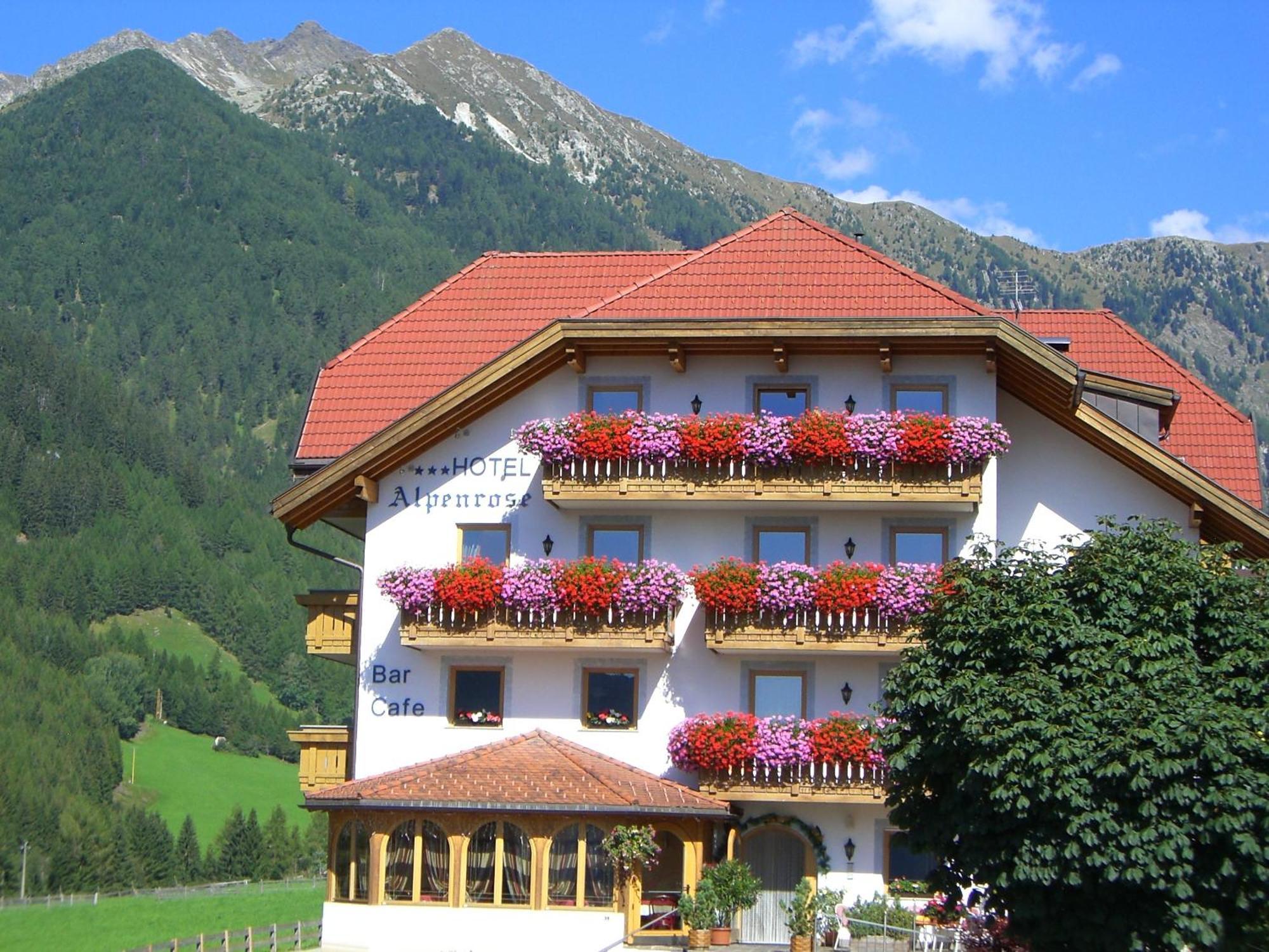 B&B Hotel Alpenrose Rooms & Apartments Valles Esterno foto