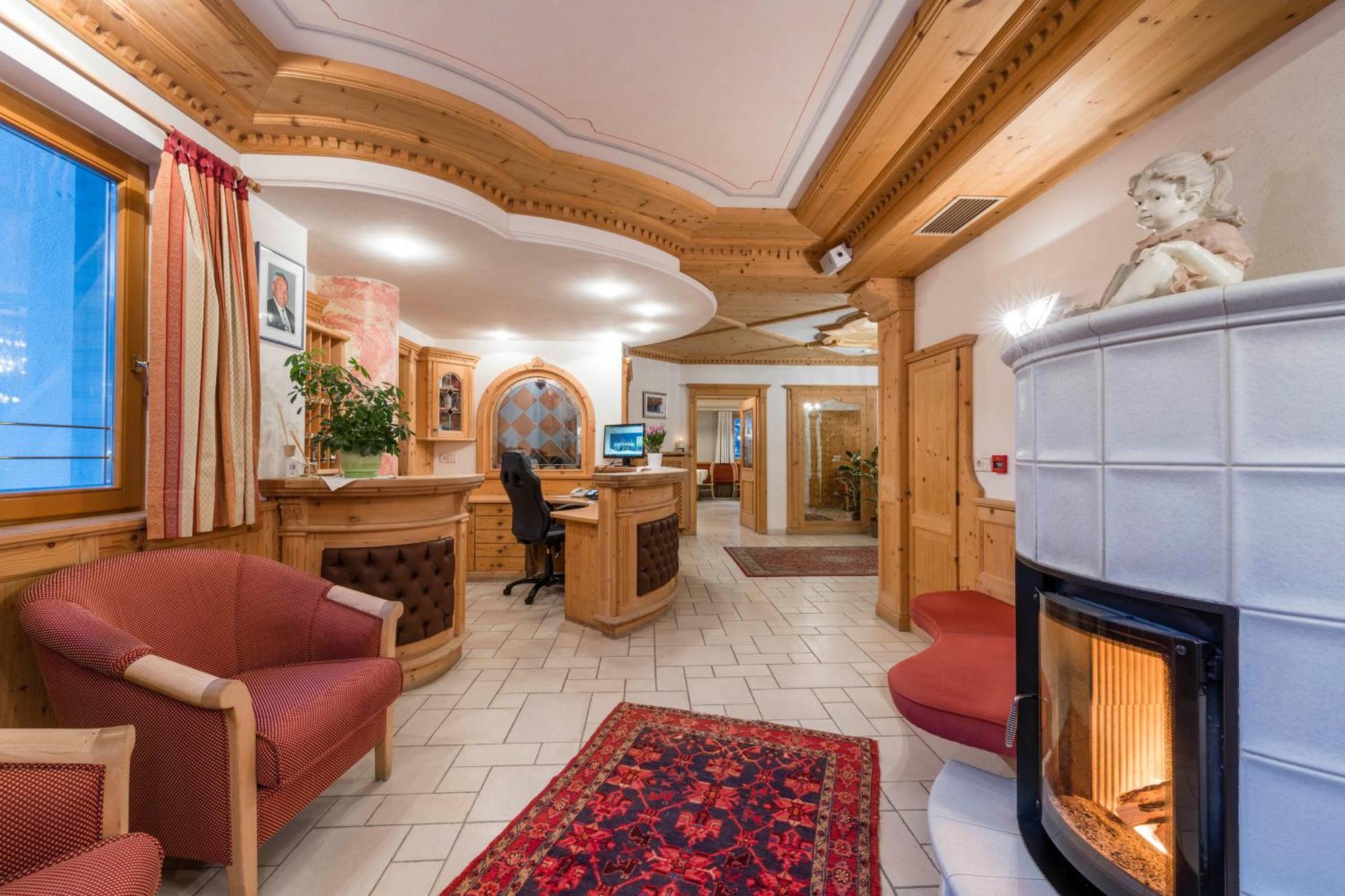 B&B Hotel Alpenrose Rooms & Apartments Valles Esterno foto